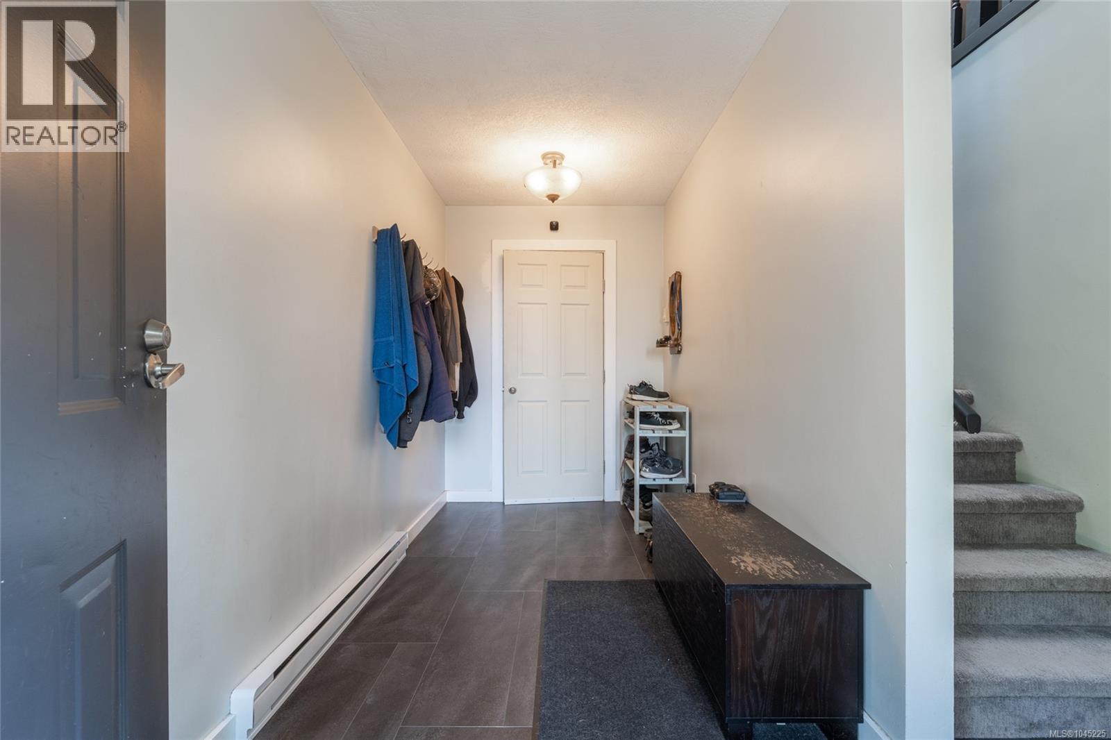 3239 Sedgwick Dr - Image 23
