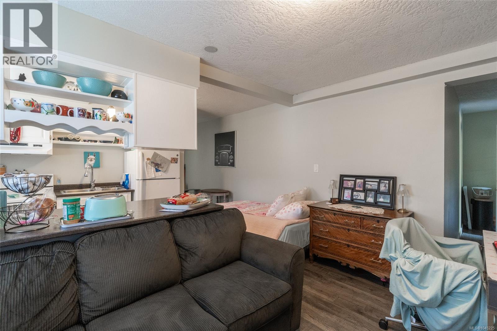 3239 Sedgwick Dr - 30