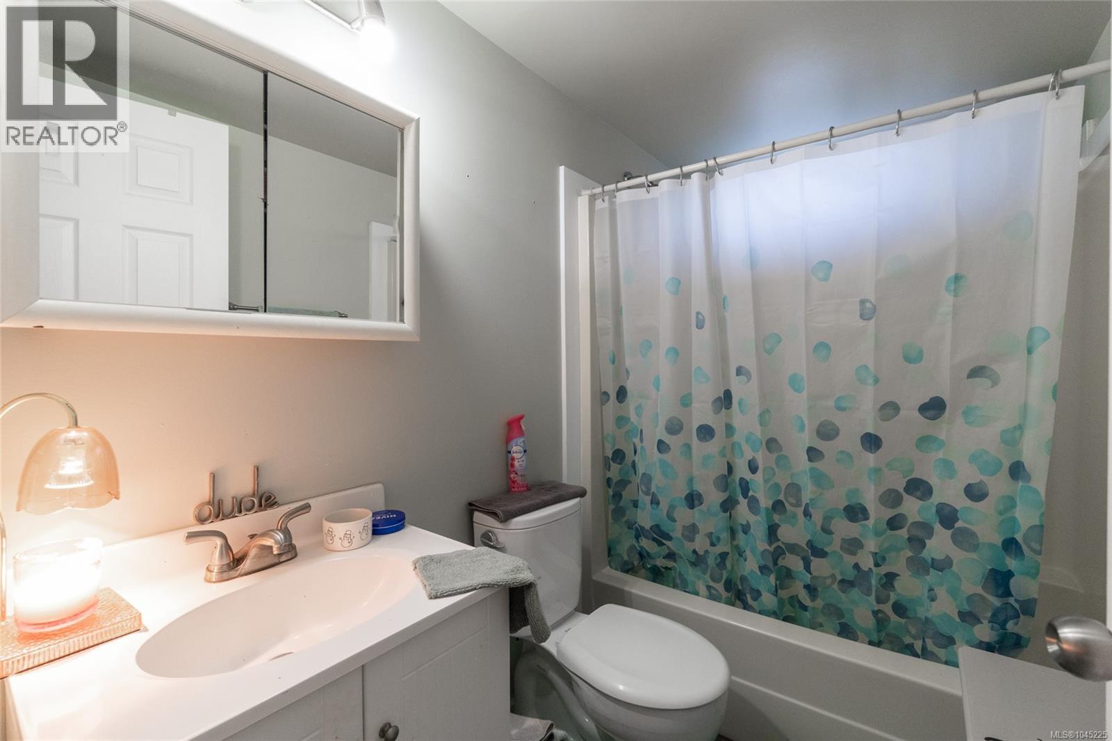 3239 Sedgwick Dr - Image 34