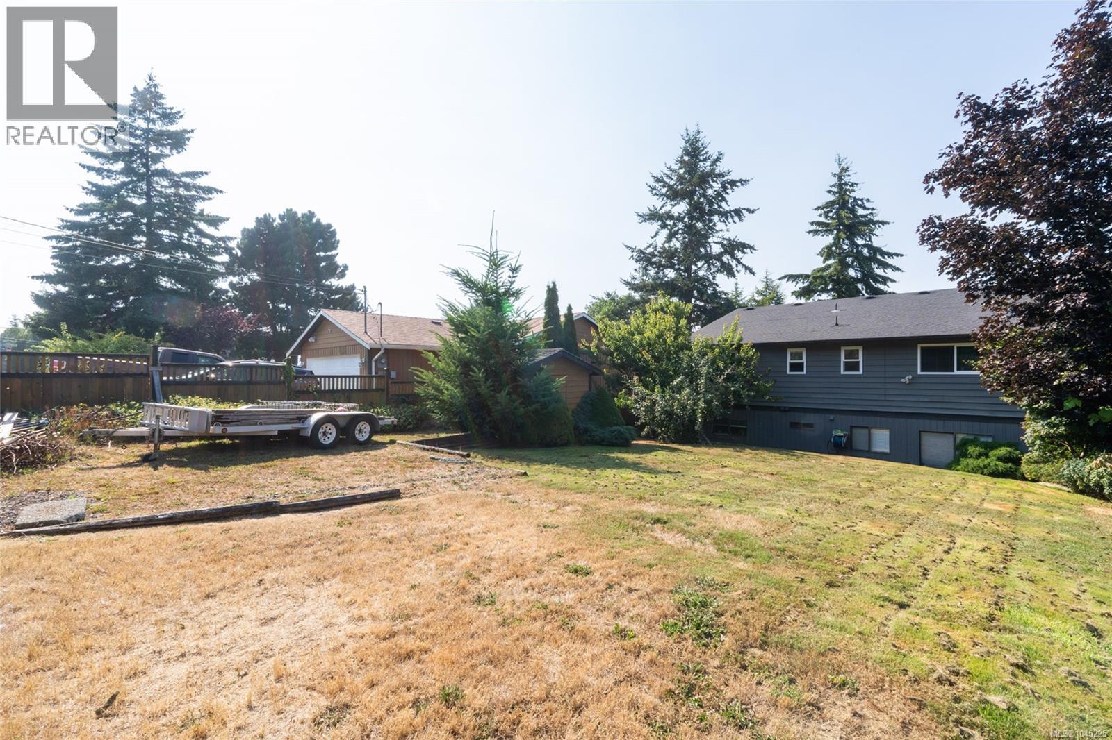3239 Sedgwick Dr - Image 36