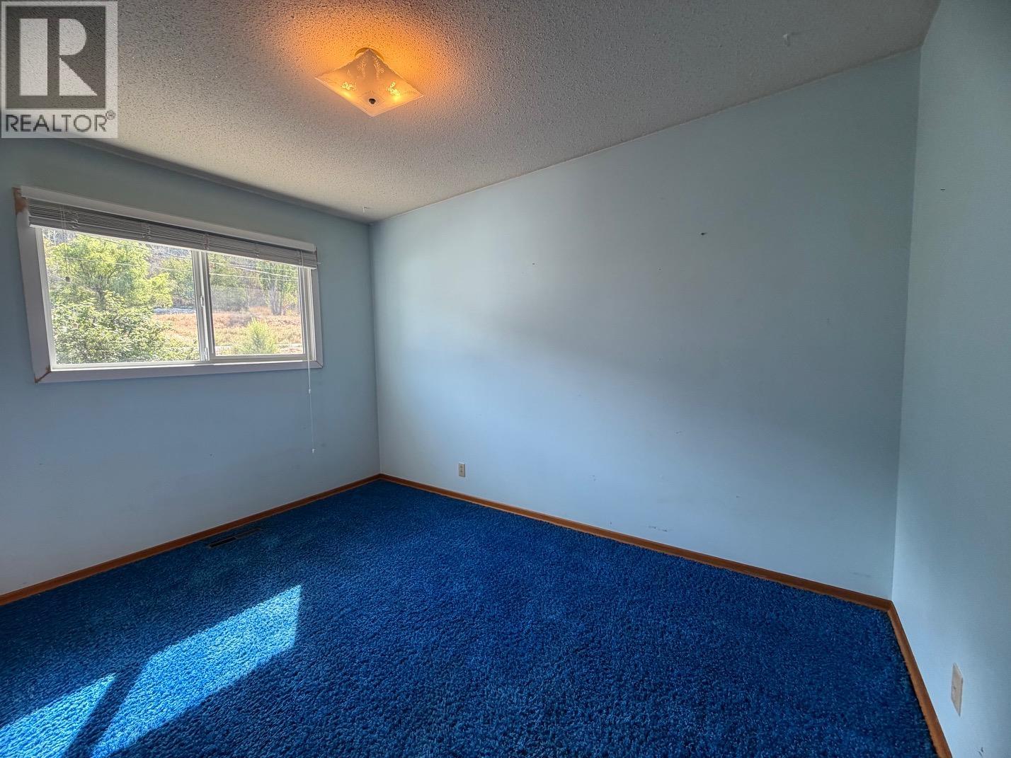  2000 Hollywood Road South, Kelowna