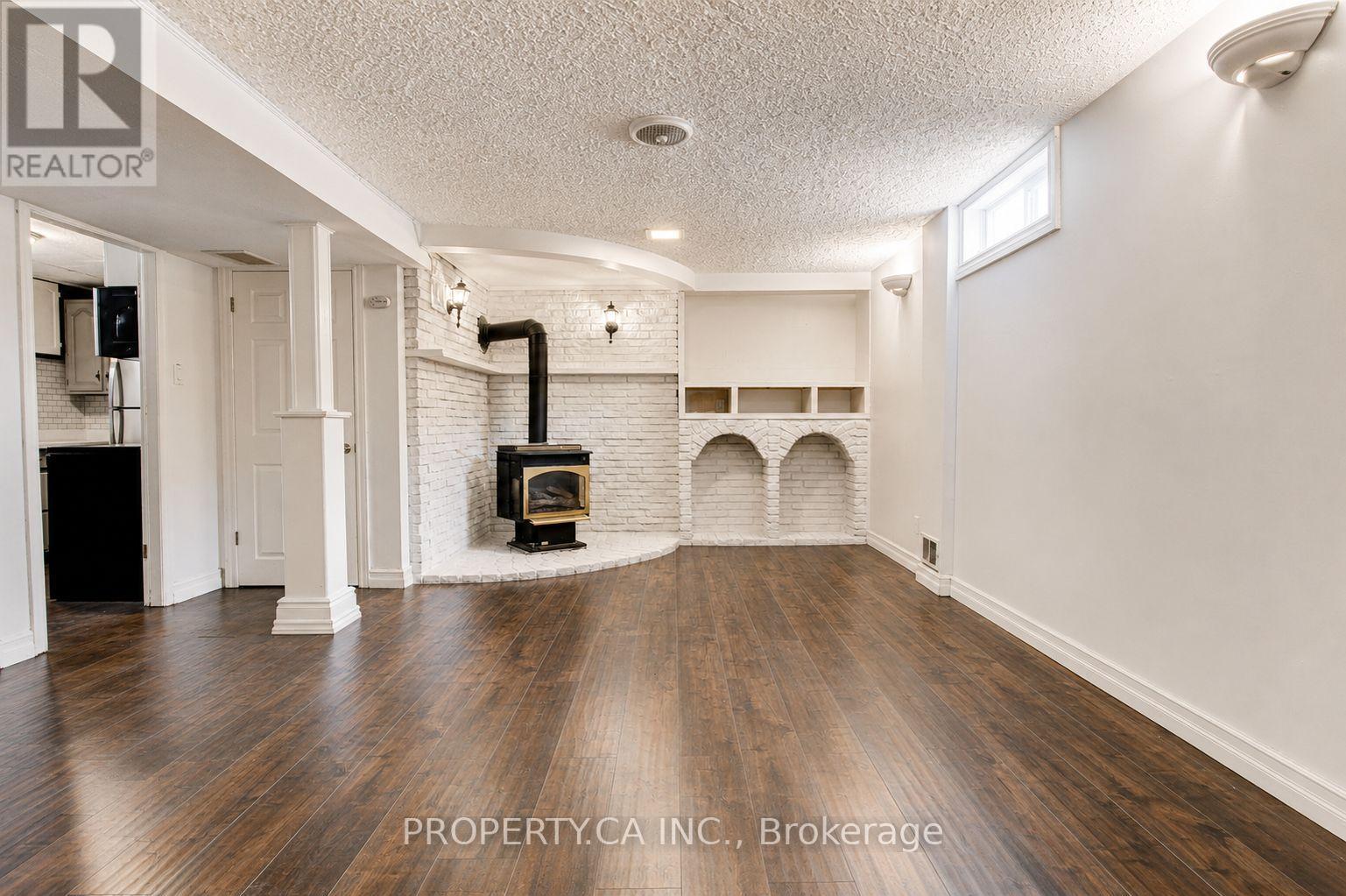 LOWER - 71 HIGHPARK AVENUE — photo 3