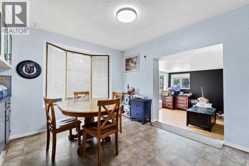 213 6 Street Southeast - Photo 6