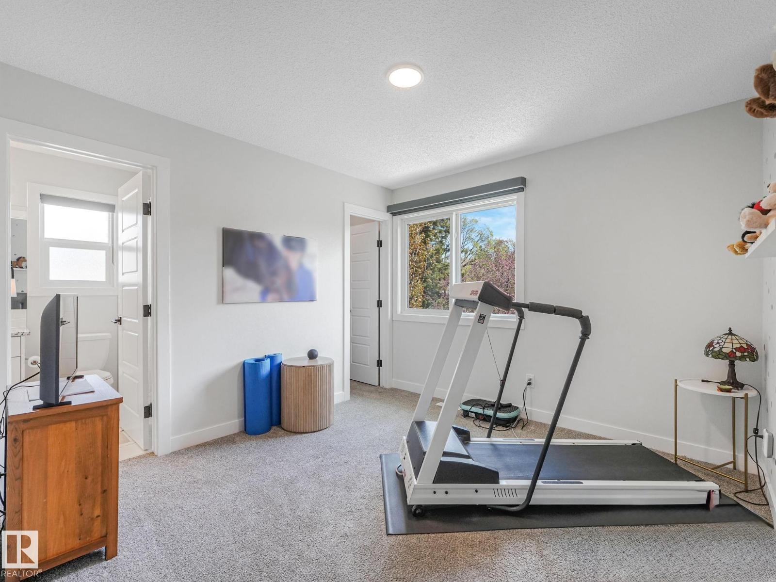 10221 135 Street NW - Photo 35