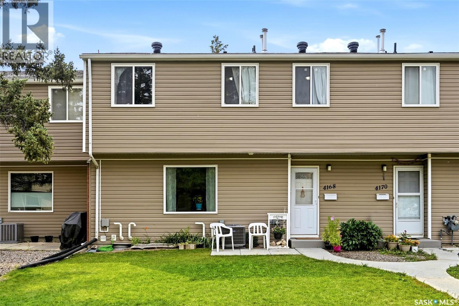 #4168 Castle ROAD - 1