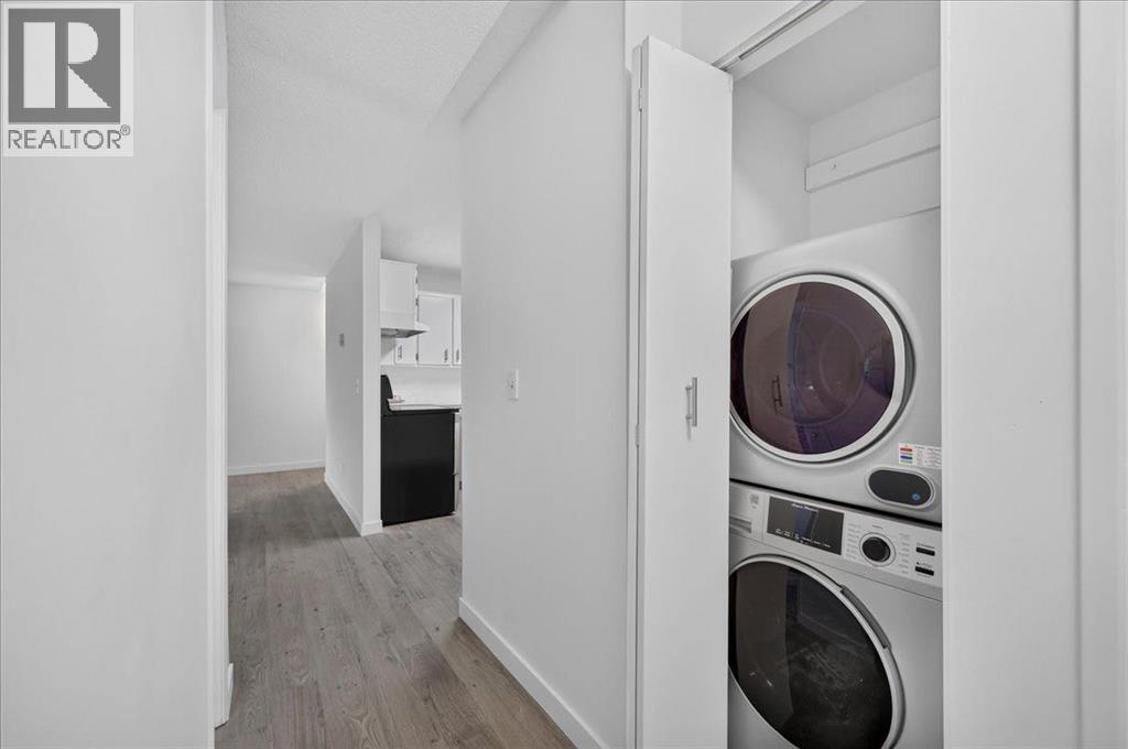 4001 49 Street Northwest - Photo 20