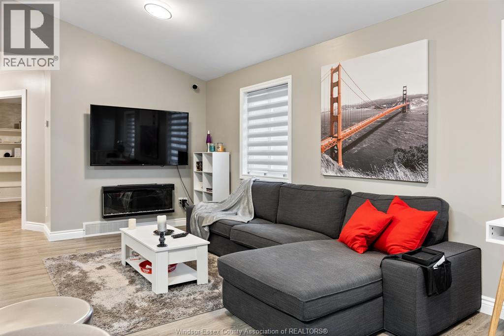 2343 LAMONT STREET - 13