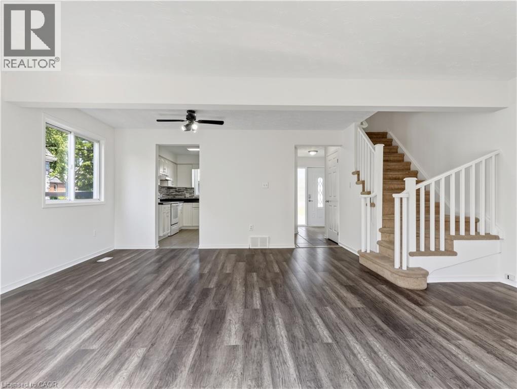 211 MORTON Street - 7