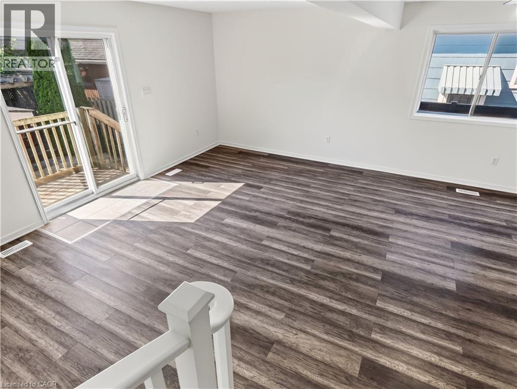 211 MORTON Street - 28