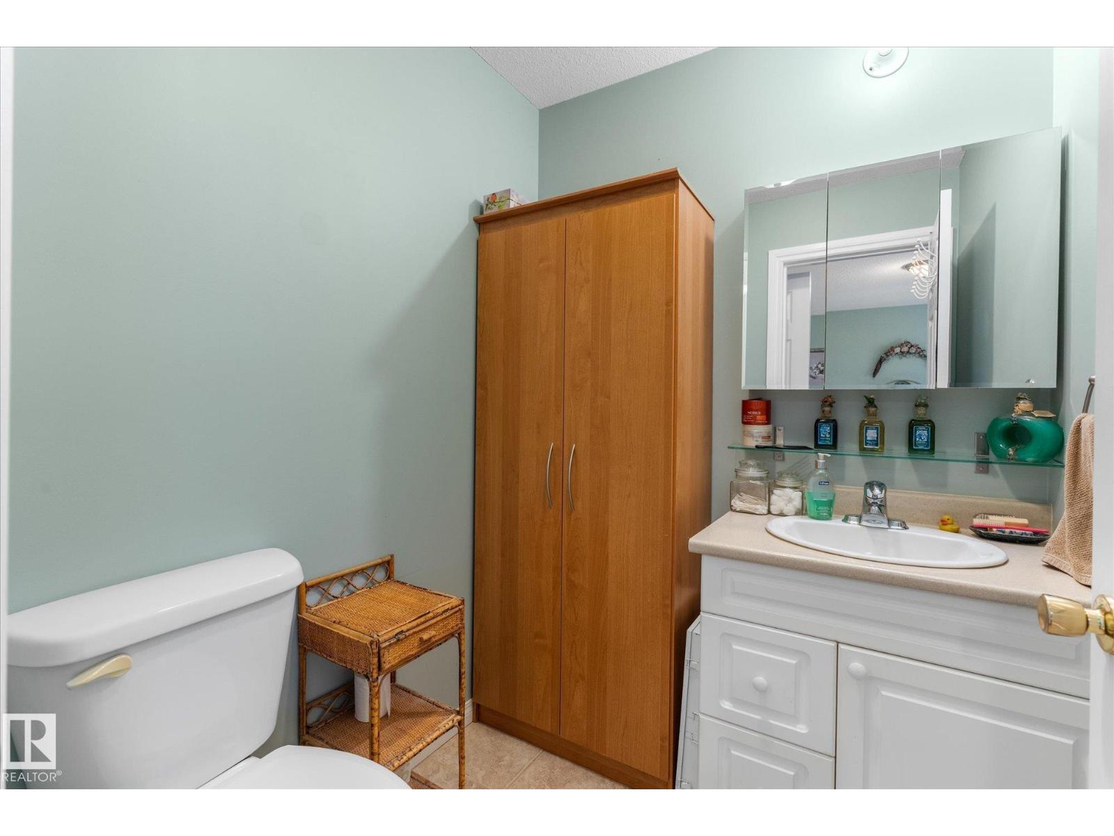 #20 52414 RGE ROAD 30 - 48