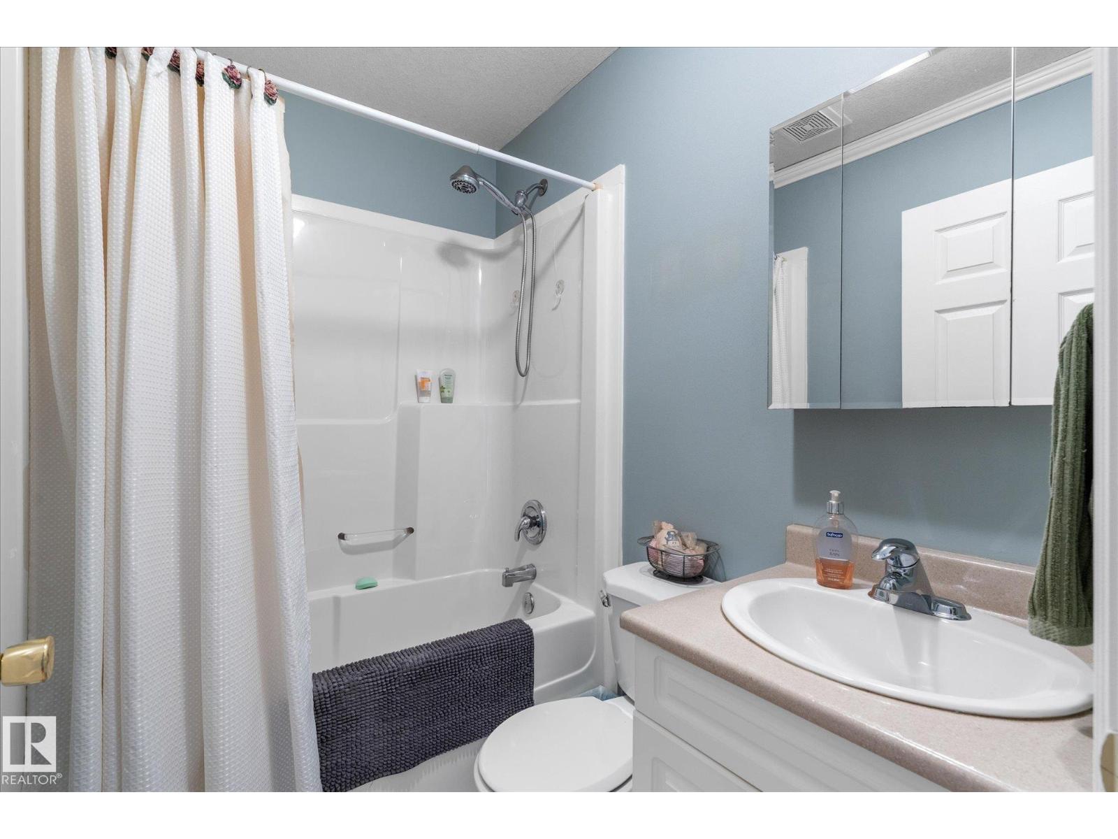 #20 52414 RGE ROAD 30 - 53