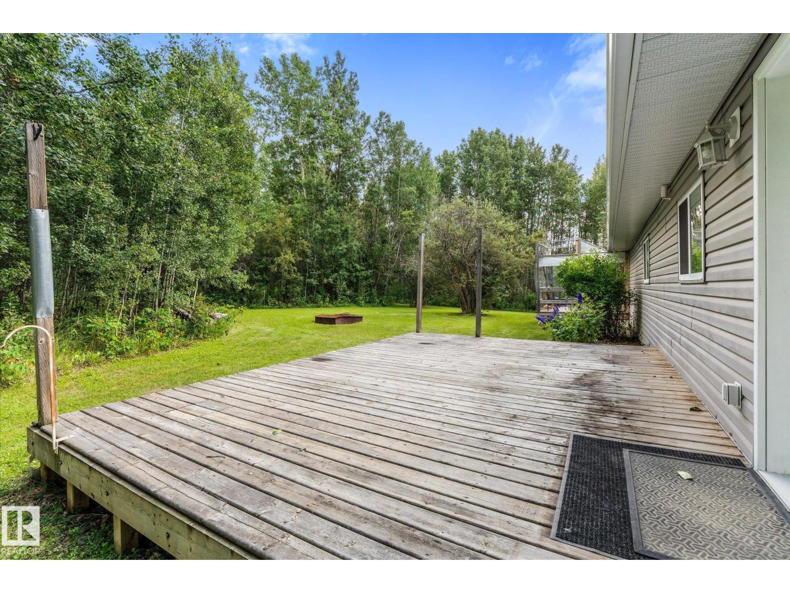 #20 52414 RGE ROAD 30 - 65