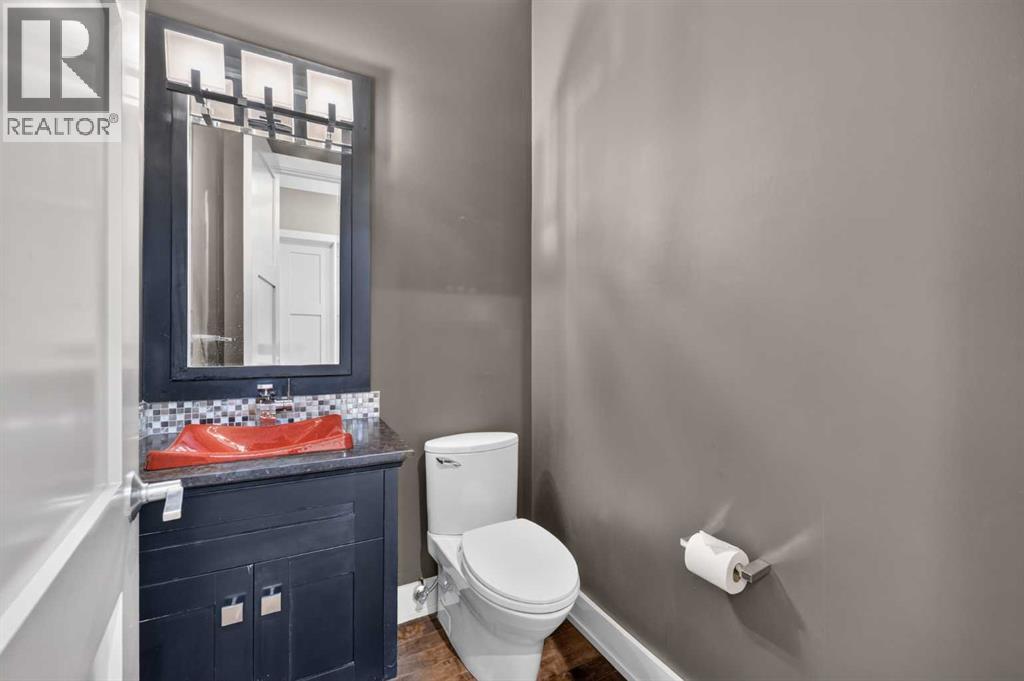4 Aspen Cliff Close SW - 21