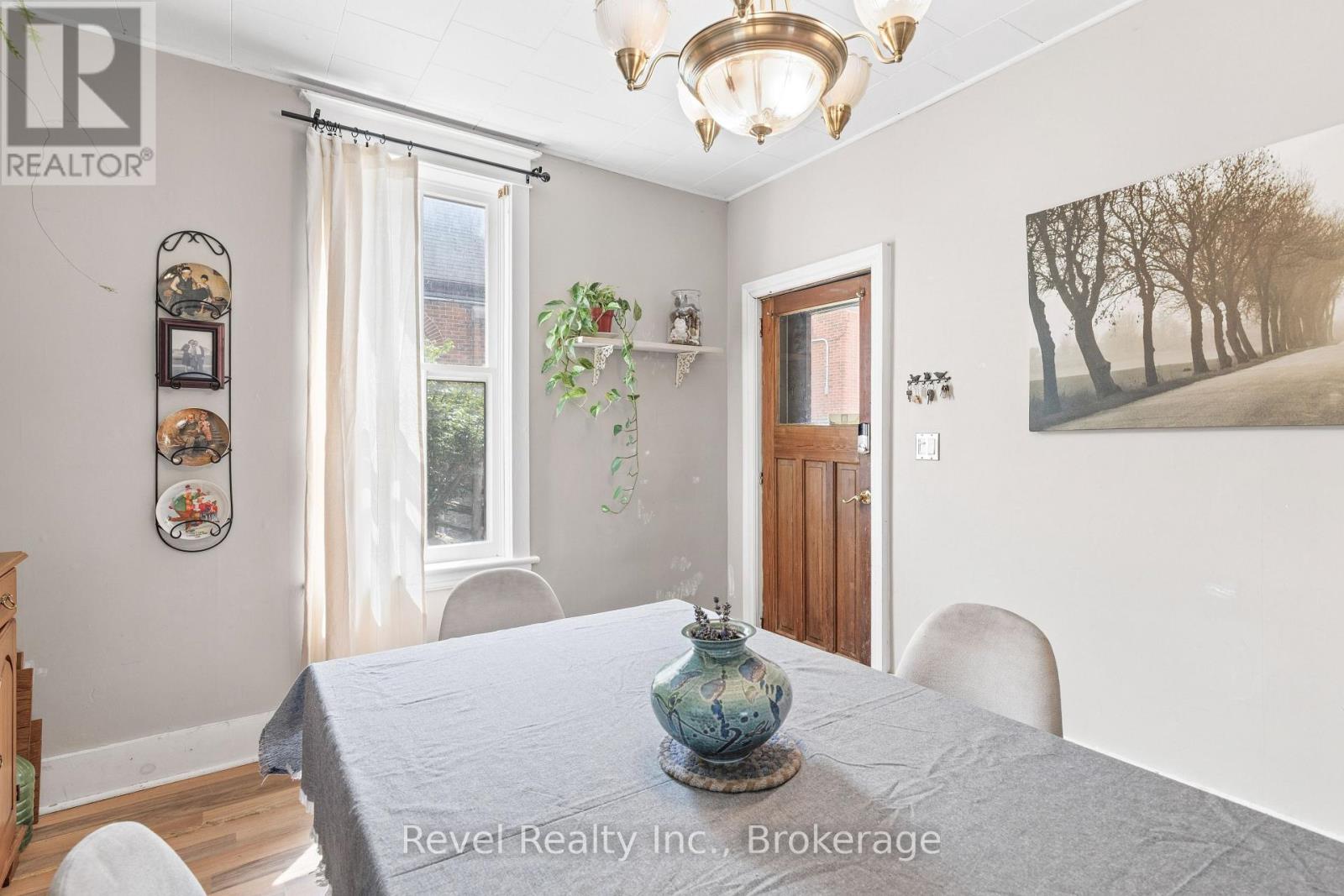 68 WILLIAM STREET S - Image 23