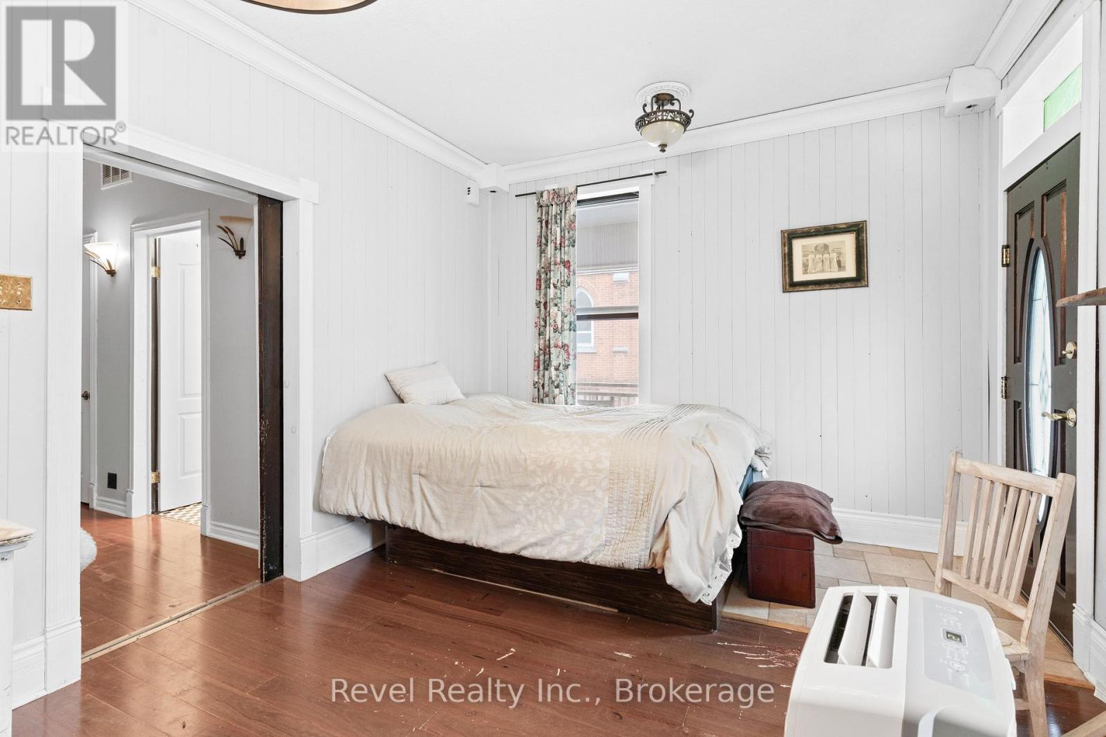 68 WILLIAM STREET S - Image 29