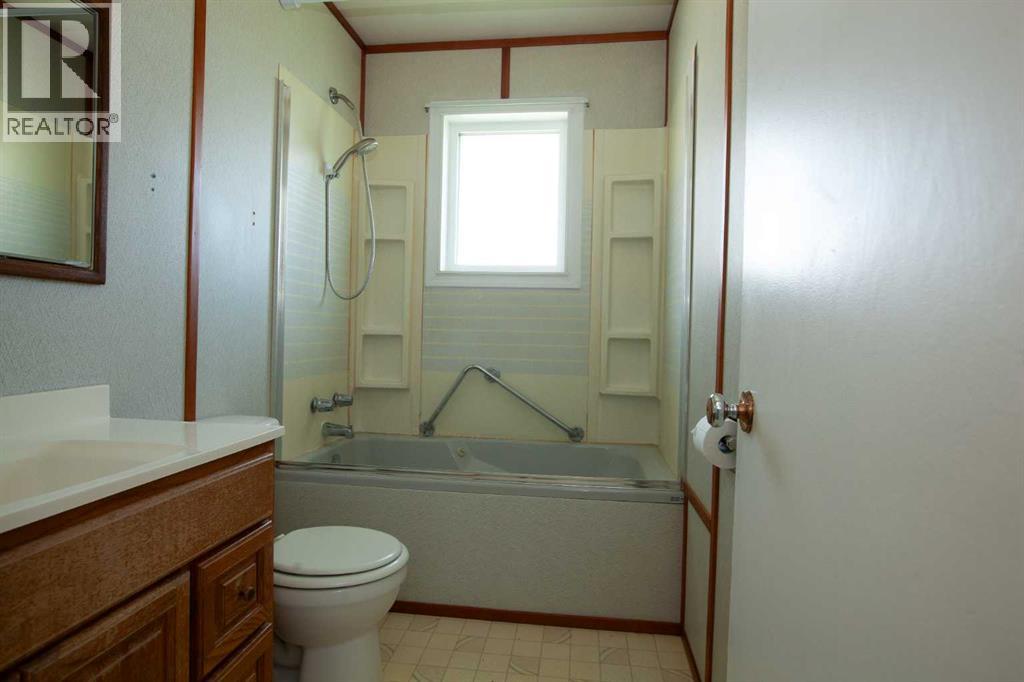 5114 47 Avenue West - Photo 7
