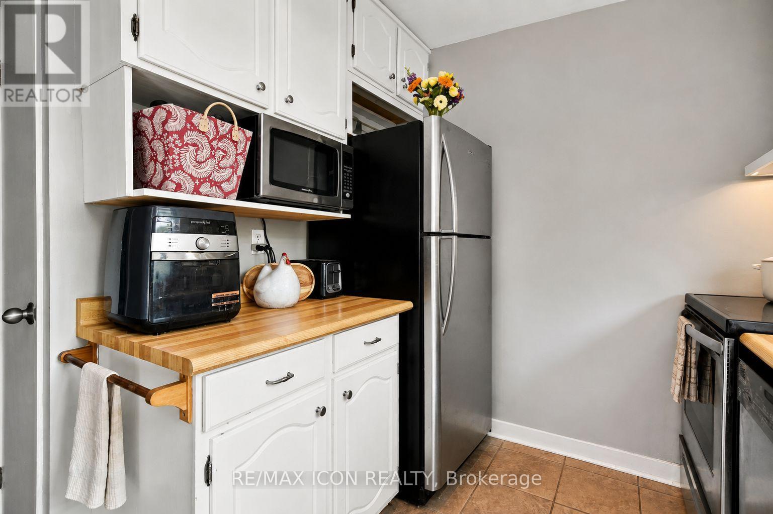 #116 690 LITTLE GREY STREET - Image 18