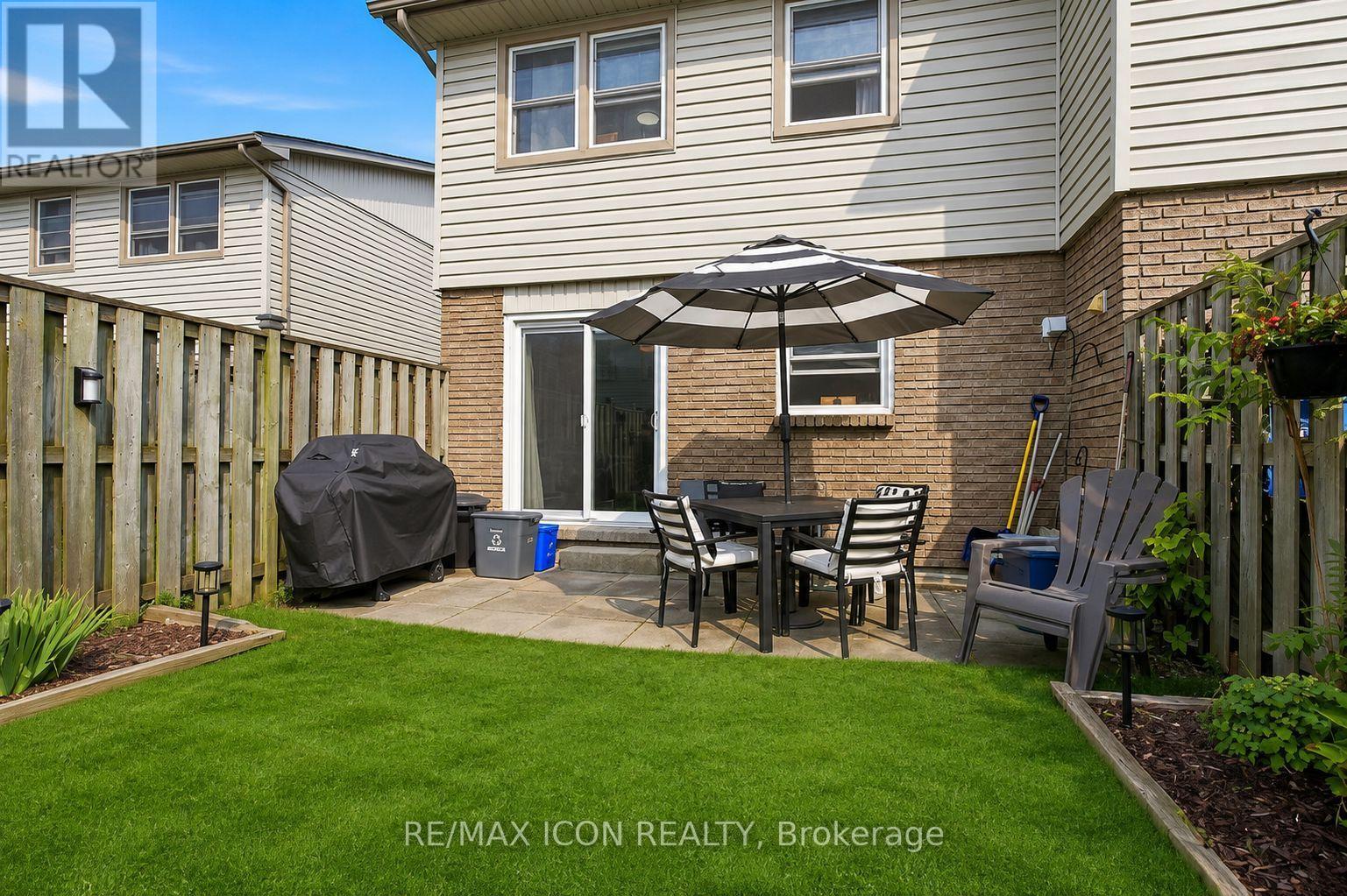 #116 690 LITTLE GREY STREET - Image 32