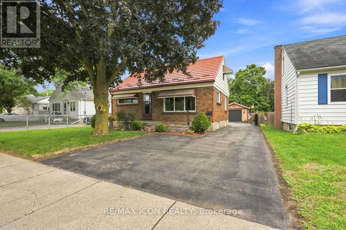 374 HALE STREET