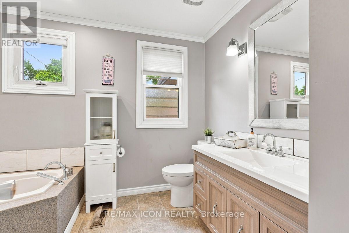 374 HALE STREET - Image 16