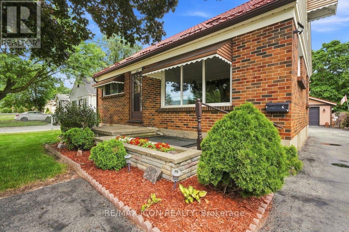 374 HALE STREET - 3