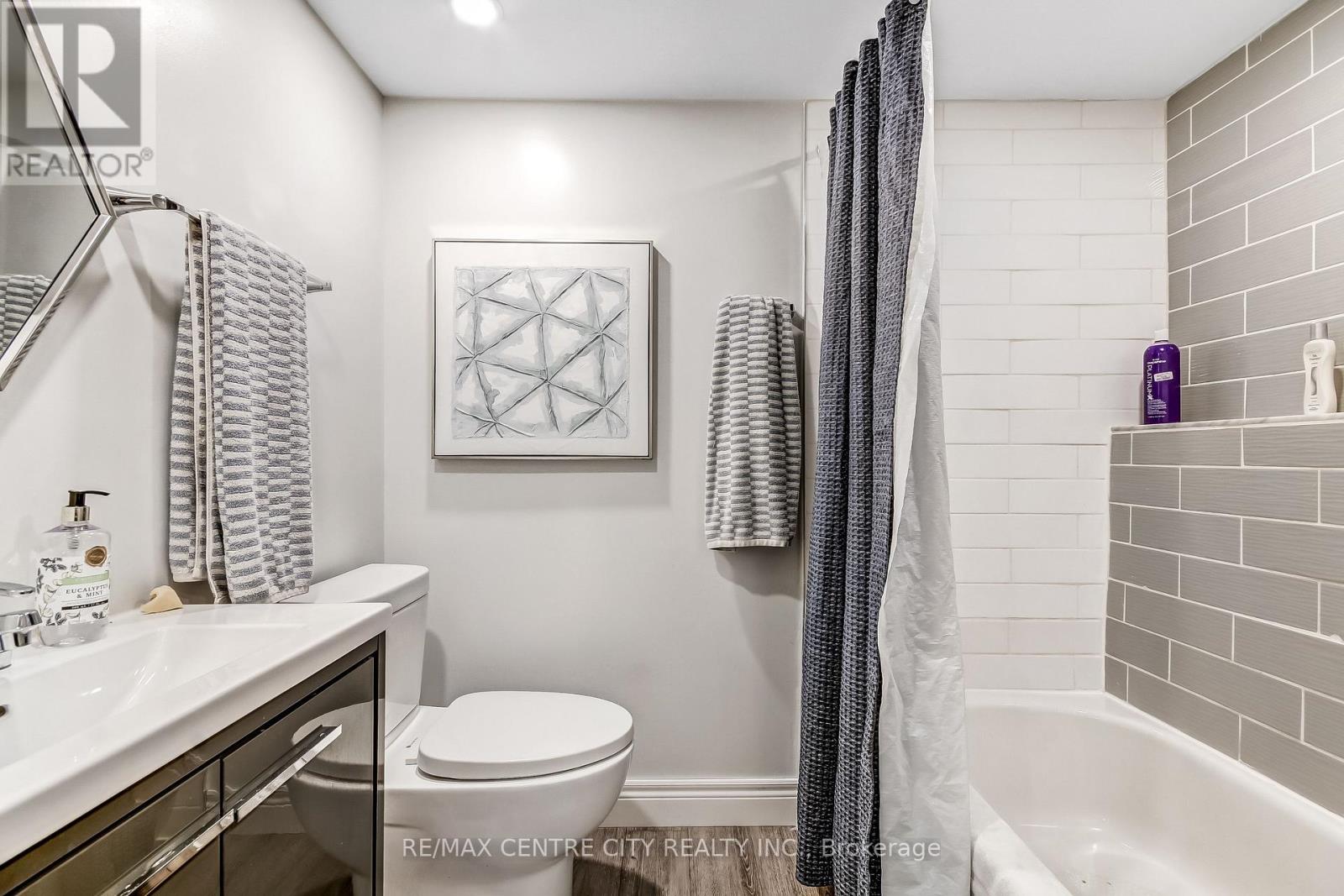 17 ROSE STREET - Image 18