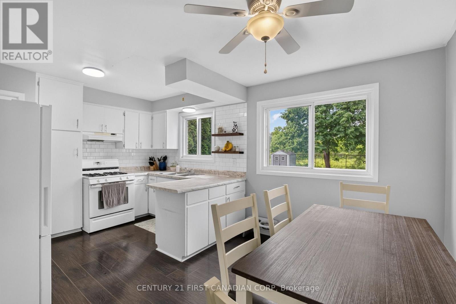 44 HAMMOND STREET - 2