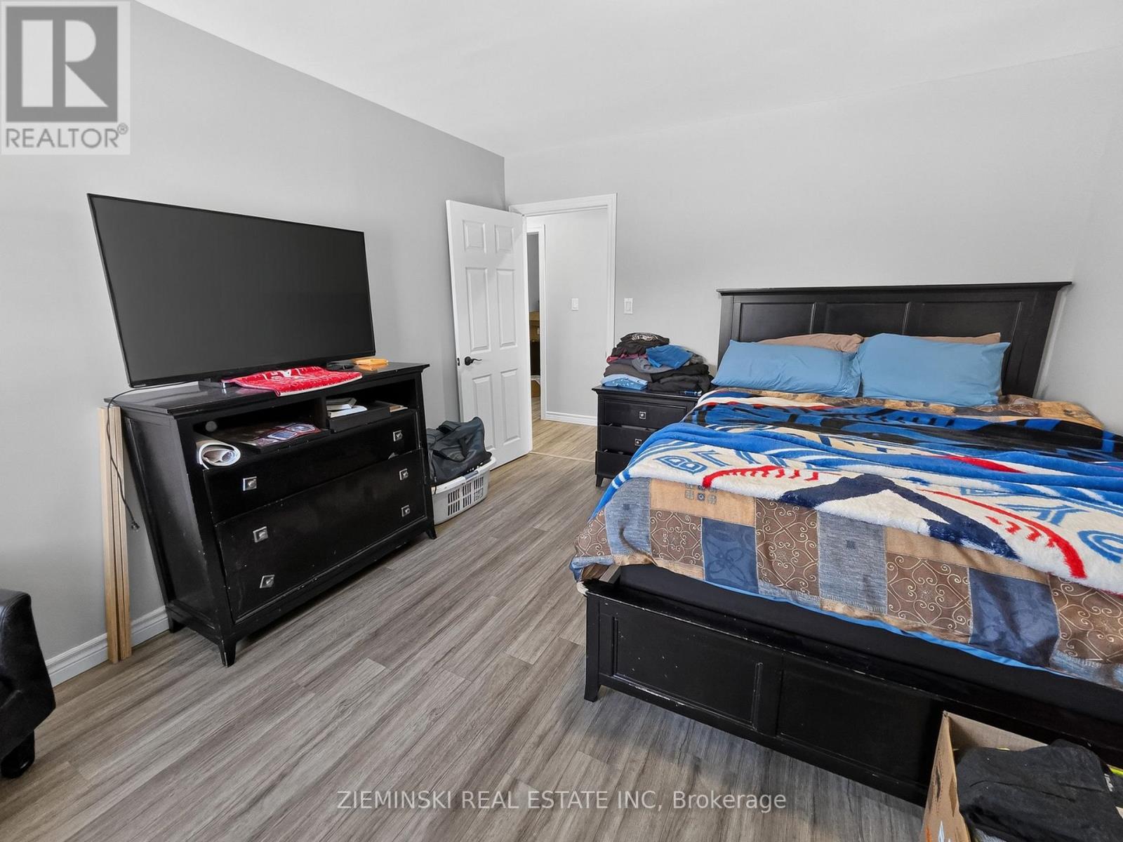 137 CAMBRIDGE AVENUE - Image 15