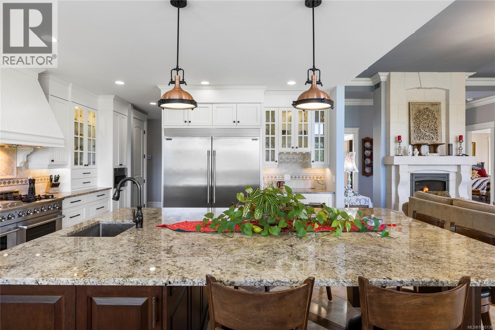 1045 Matuka Dr - Image 22