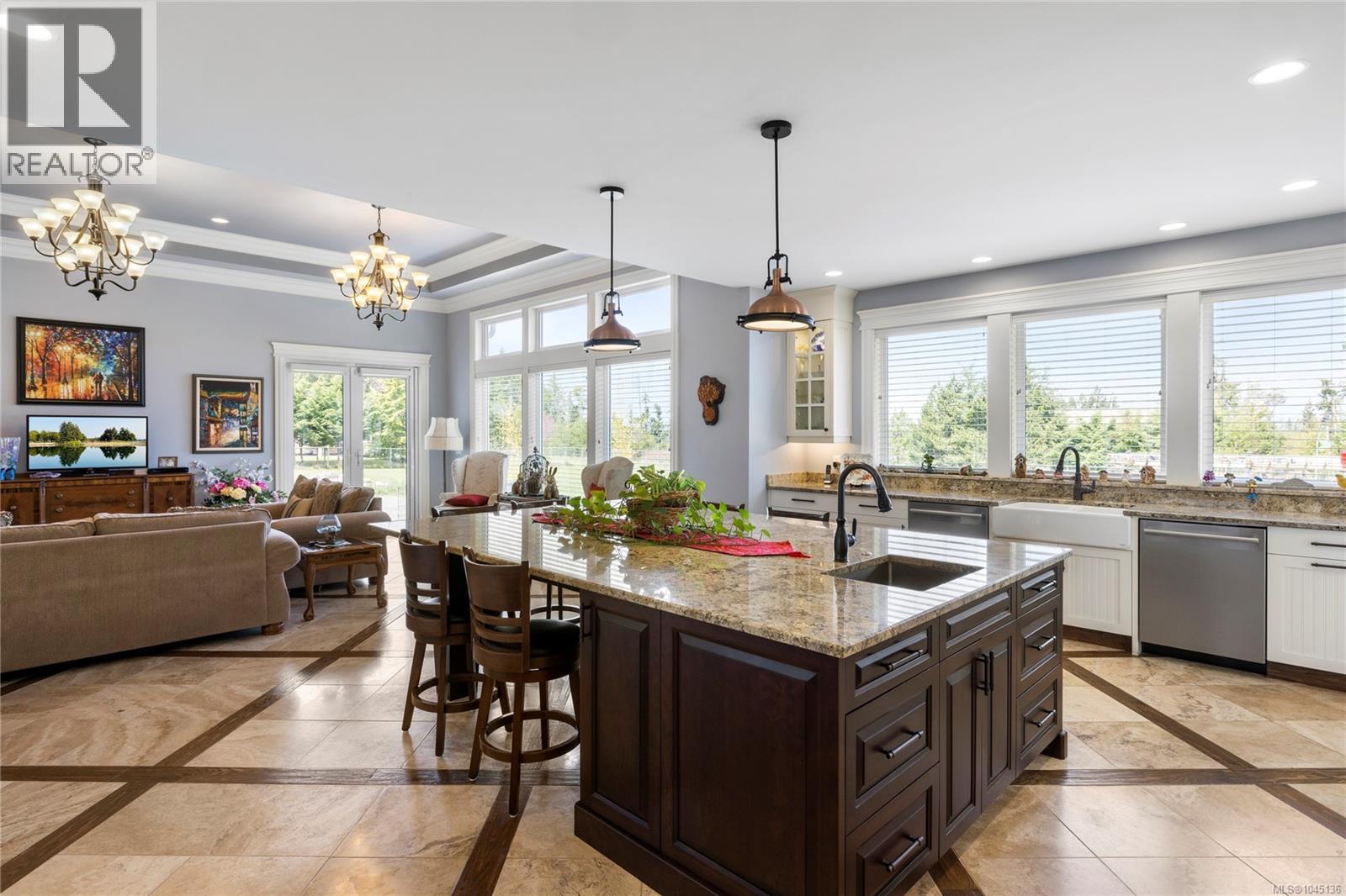 1045 Matuka Dr - Image 5
