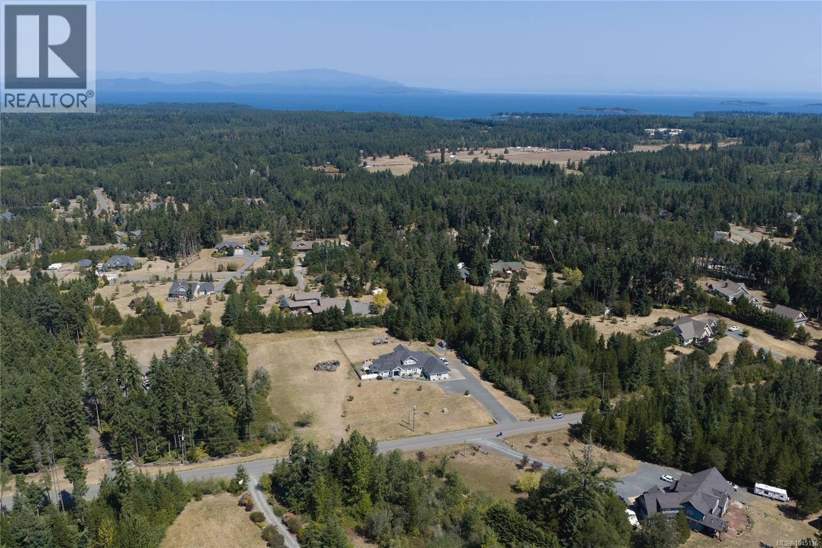 1045 Matuka Dr - 52