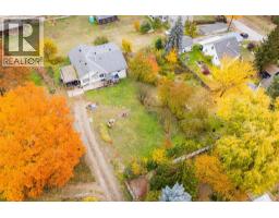 1976 Watson Lane, Fruitvale, BC V0G1L1 Photo 36
