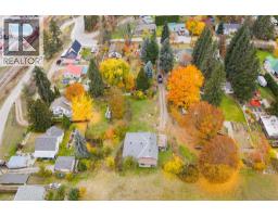 1976 Watson Lane, Fruitvale, BC V0G1L1 Photo 39