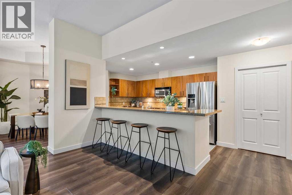 102, 1088 6 Avenue SW, Downtown West End, Calgary photo 3