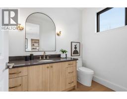2009 28 Avenue SW - photo 40