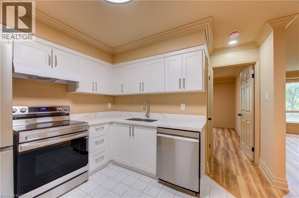 #106 1275 BENTLEY Drive - Image 15