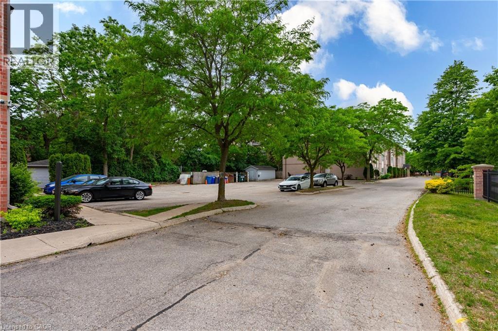 #106 1275 BENTLEY Drive - Image 37