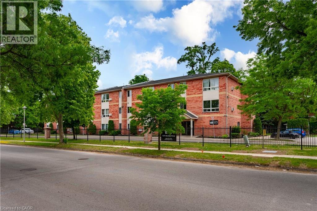 #106 1275 BENTLEY Drive - Image 40