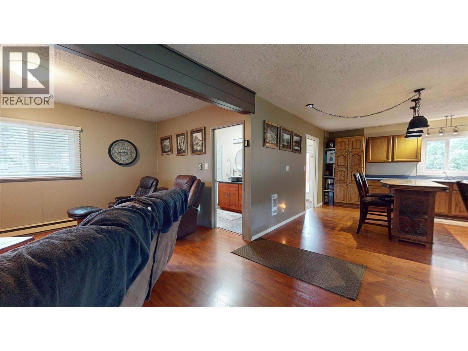 4030 KETTLE VALLEY Road S - Image 24