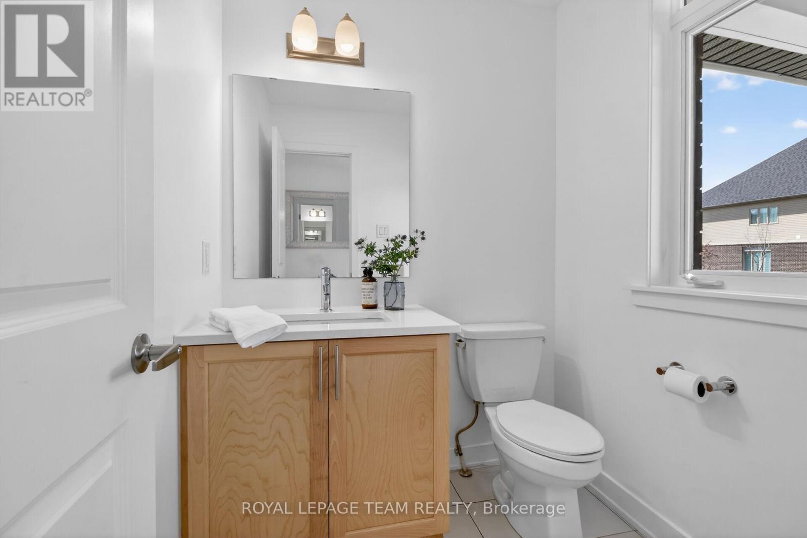 4 Bed, 4 Bath House for Sale in Ottawa – 154 WINTERHAVEN DRIVE, Ottawa – MLS# X13667348 - Image 40