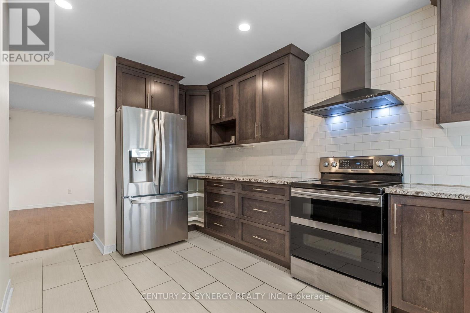 1449 LAURIN CRESCENT - 10