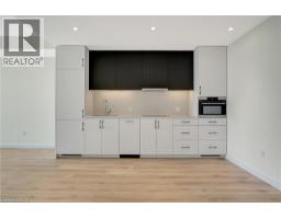 741 King Street W Unit# 1806, Kitchener, ON N2G0E9 Photo 11