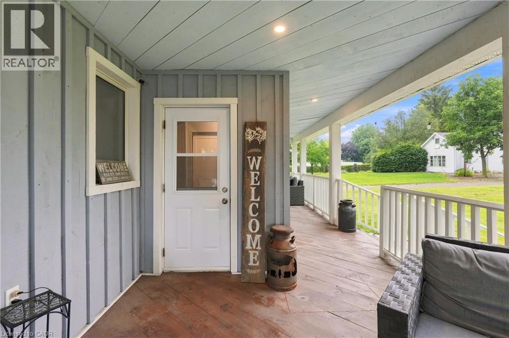 146 LYNDEN Road - Image 33