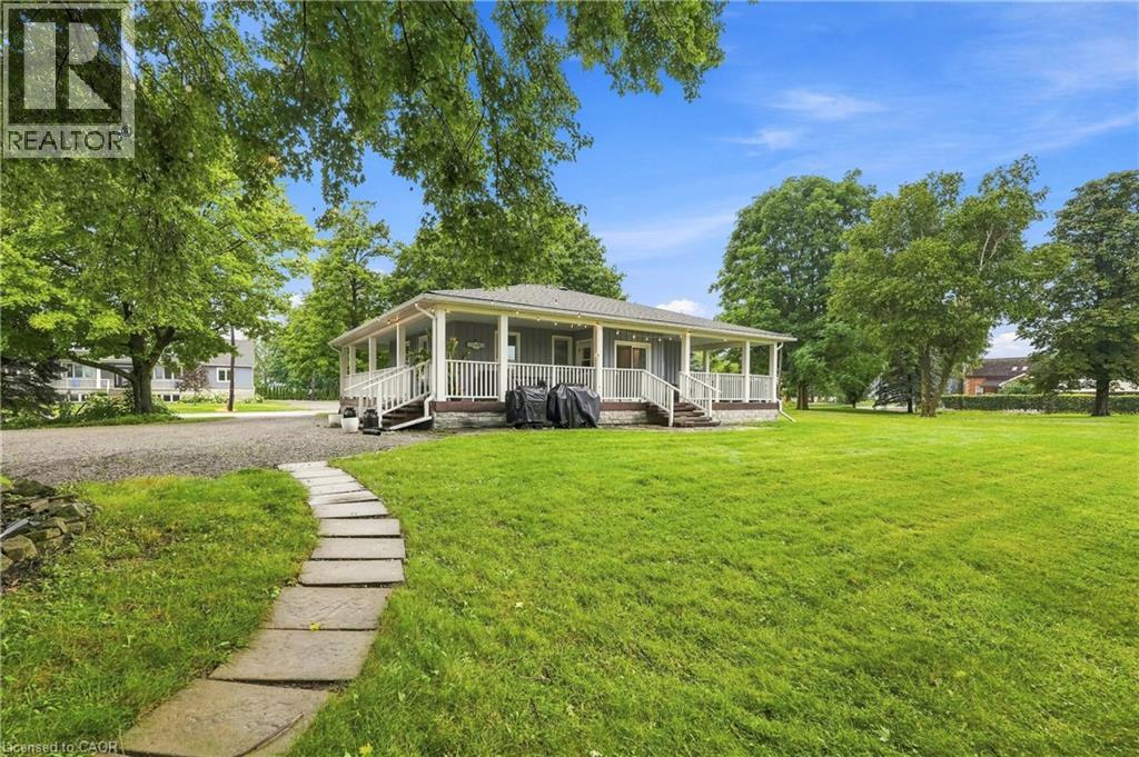 146 LYNDEN Road - Image 40