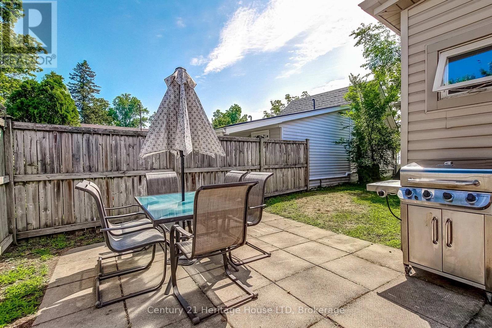3820 TERRACE LANE - 40