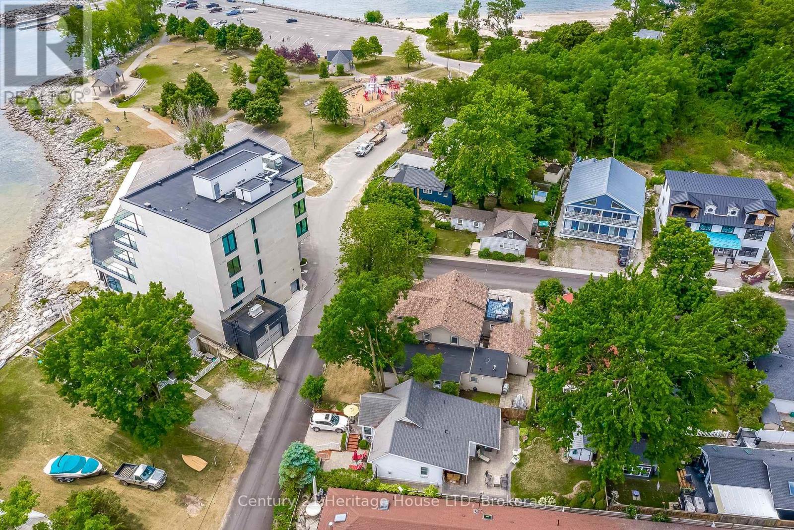3820 TERRACE LANE - Image 45