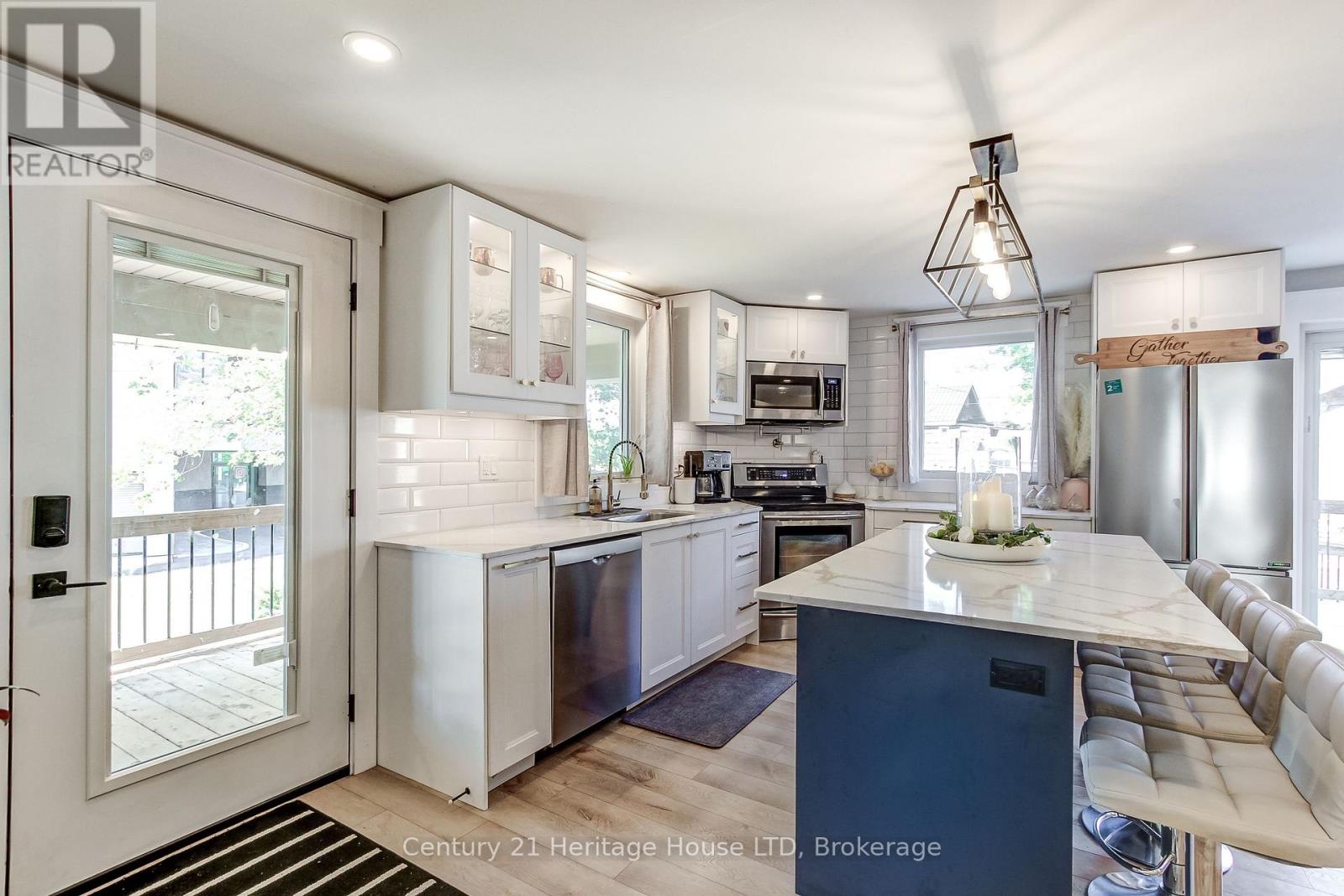 3820 TERRACE LANE - Image 7