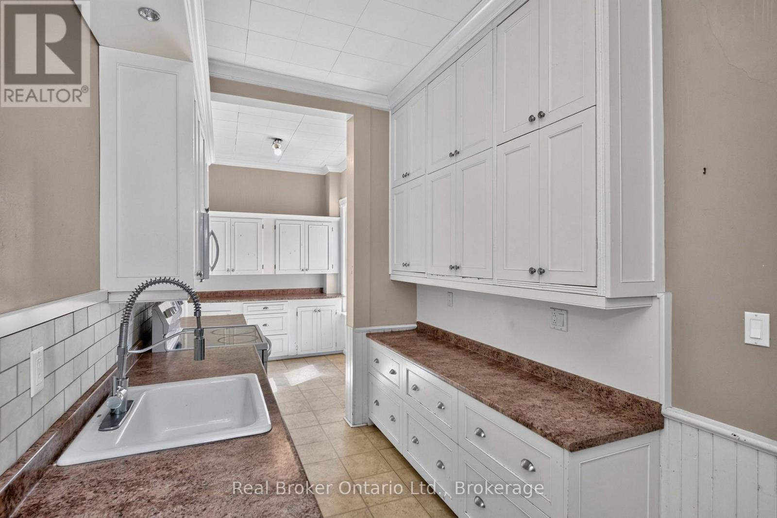 5494 VASEY ROAD - Image 13