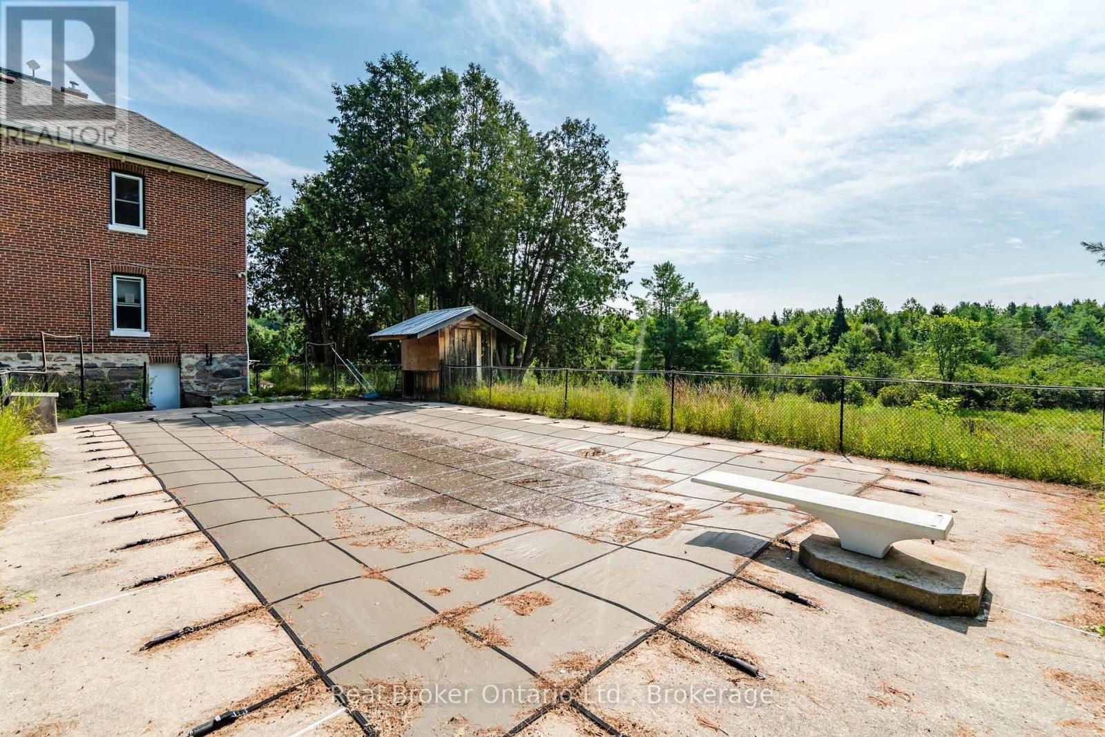 5494 VASEY ROAD - 39