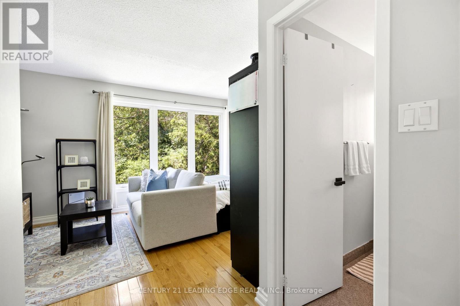 128 MARICA AVENUE - 27